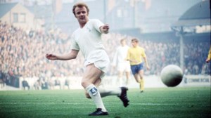 LEEDS V DERBY - 1972 BILLY BREMNER