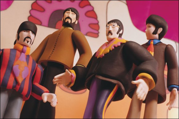 20100112-yellow_submarine_figures