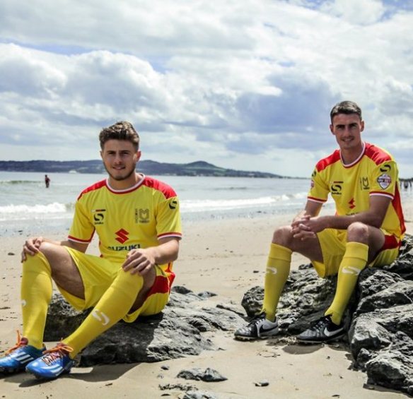 MK-Dons-Third-Kit-2014-15