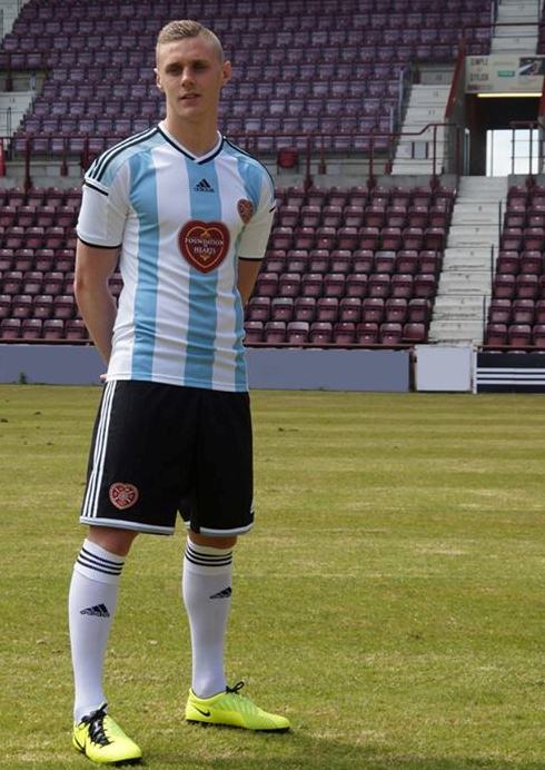 New-Hearts-Away-Kit-2014-15