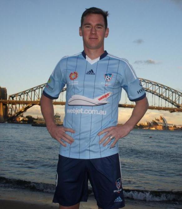 Sydney-FC-Jumper-2014-15