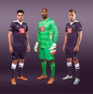 DCFC-Away-Kit-2015-16